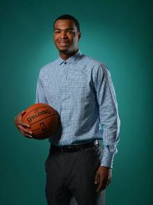 然而在本场 然而在本场