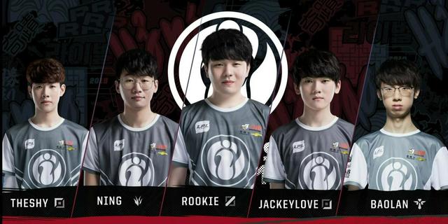 中顯而易見 中顯而易見