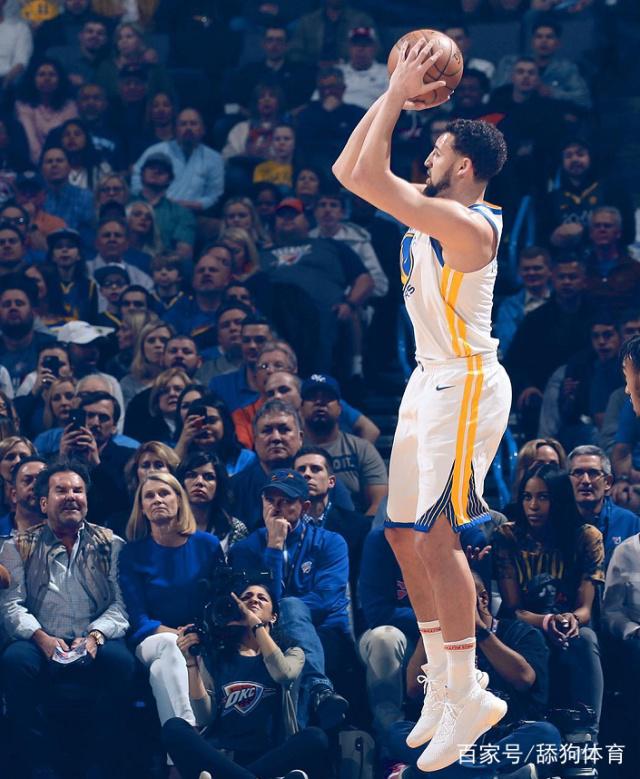 这样的背景 这样的背景